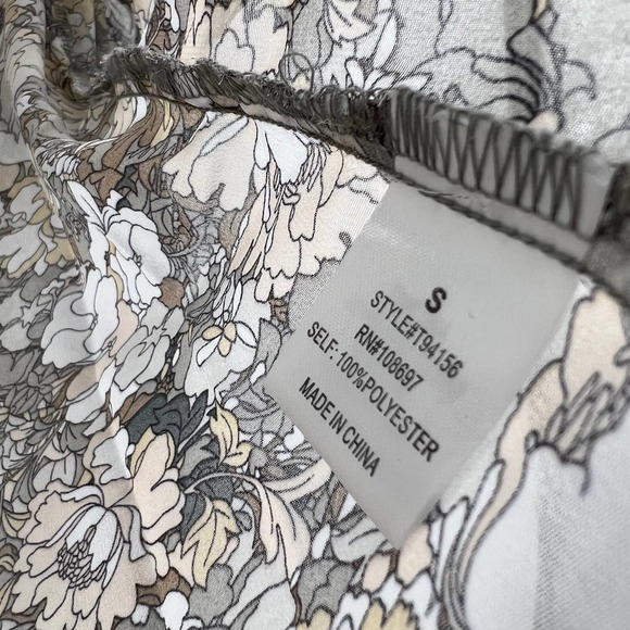 Alice Blue Exclusive Stitch Fix Long Bell Sleeve Floral Blouse Button Small - Picture 7 of 9